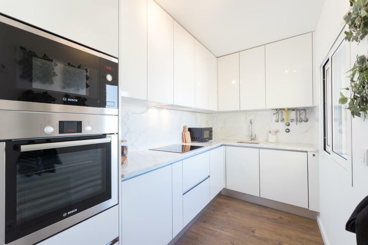 Alfama Lounge Three-Bedroom Apartment W/ River View And Parking - By Lu Holidays Лиссабон Экстерьер фото